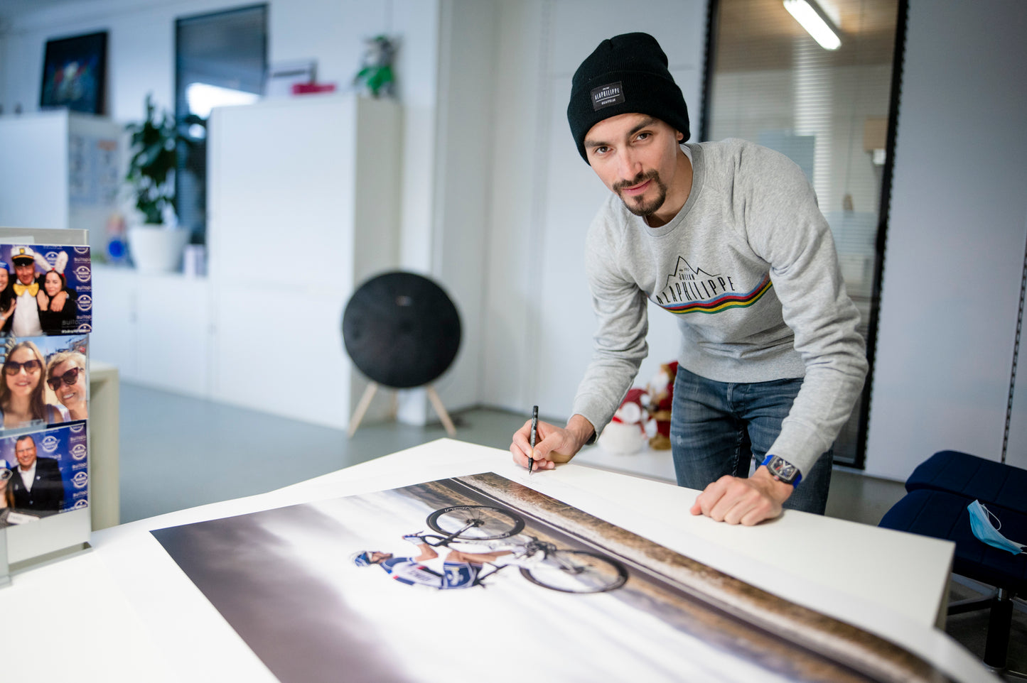 Rainbow Attack LIMITED EDITION ART PRINT (60X42CM) ONLY 50 PIECES AVAILABLE